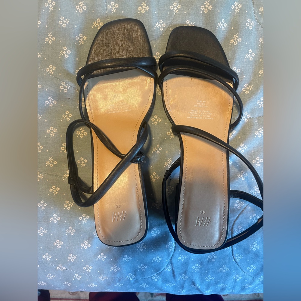 H and M heels